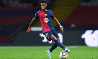 巴萨转会动态：法蒂同意转投法甲，弗里克钦点德国主力中卫